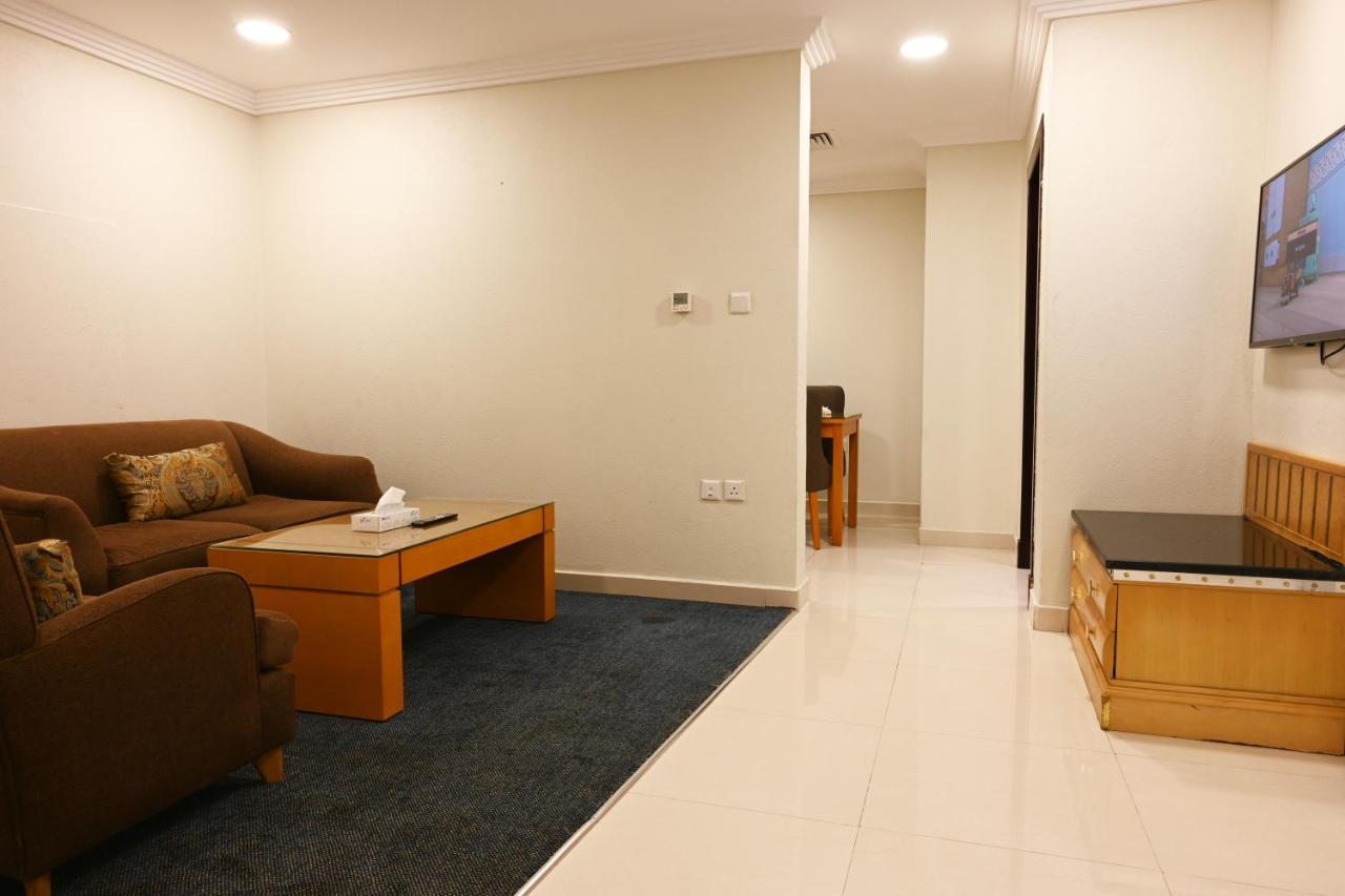 Quiet Dreams - King Road Branch Aparthotel Djedda Buitenkant foto